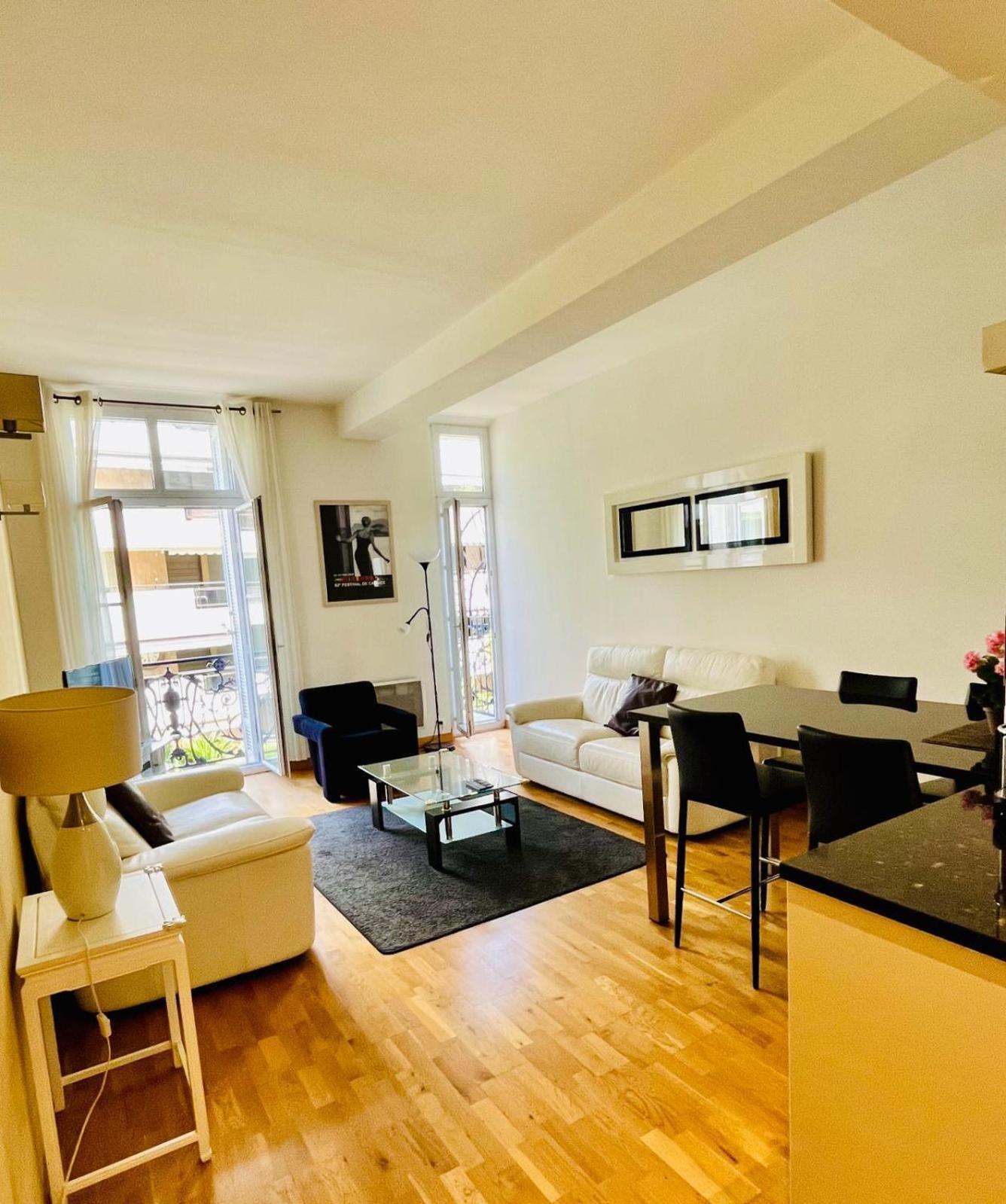Apartmán Golden Triangle 2Br/2Ba Cannes Exteriér fotografie